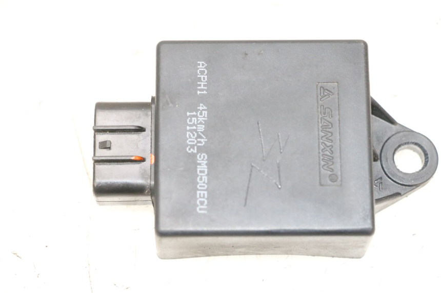 photo de CAJA CDI PEUGEOT KISBEE 2T 50 (2010 - 2017) - Vista principal