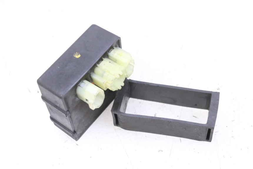 photo de UNIDAD DE CONTROL CDI PIAGGIO NEW TYPHOON 50 (2018 - 2021) - Otra perspectiva