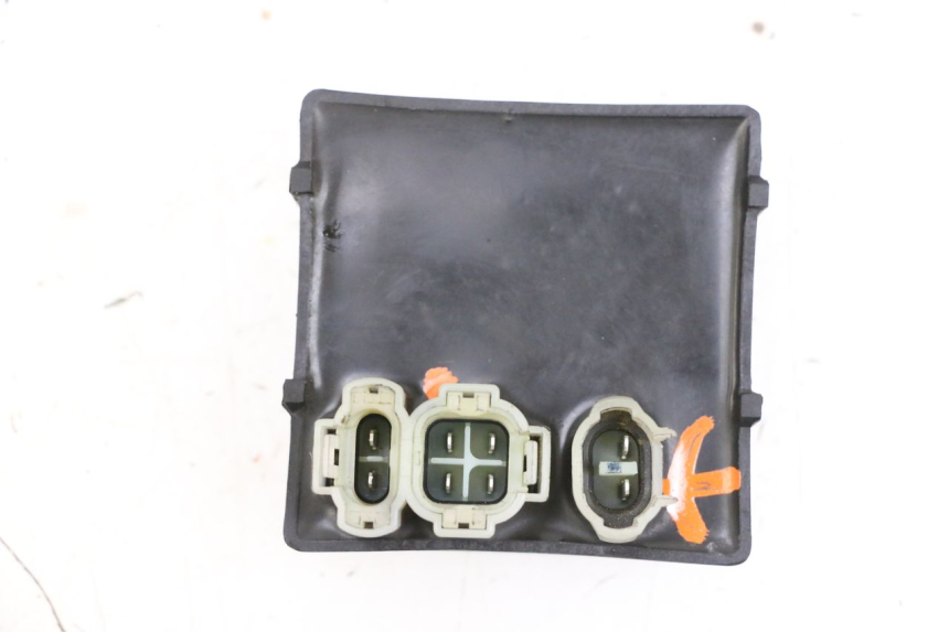 photo de UNIDAD DE CONTROL CDI PIAGGIO NEW TYPHOON 50 (2018 - 2021) - Otra perspectiva