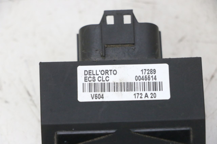 photo de UNIDAD DE CONTROL CDI PEUGEOT TWEET 4T 50 (2018 - 2020) - Otra perspectiva