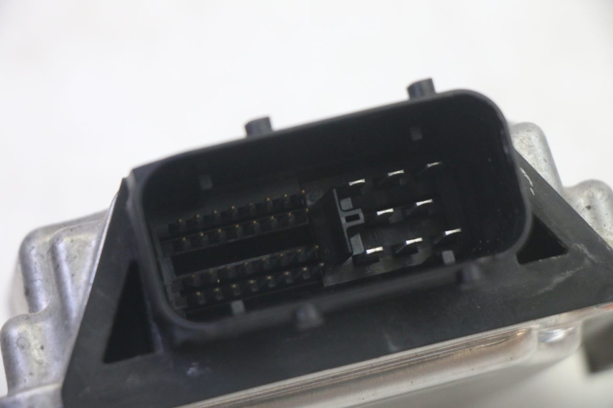 photo de UNIDAD DE CONTROL CDI DAELIM VJ ROADWIN FI 125 (2008 - 2017) - Primer plano técnico