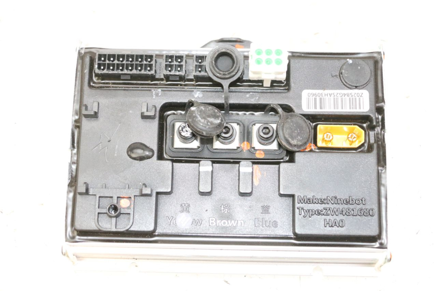 photo de CDI SEGWAY NINEBOT ZT3 PRO 1