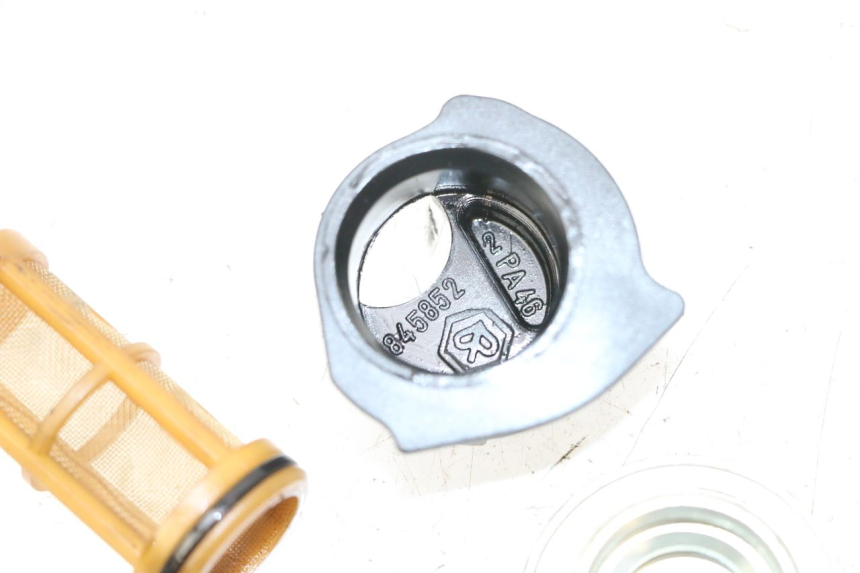 photo de MOTOR TAPA ACEITE PIAGGIO XEVO - X EVO 125 (2007 - 2016)