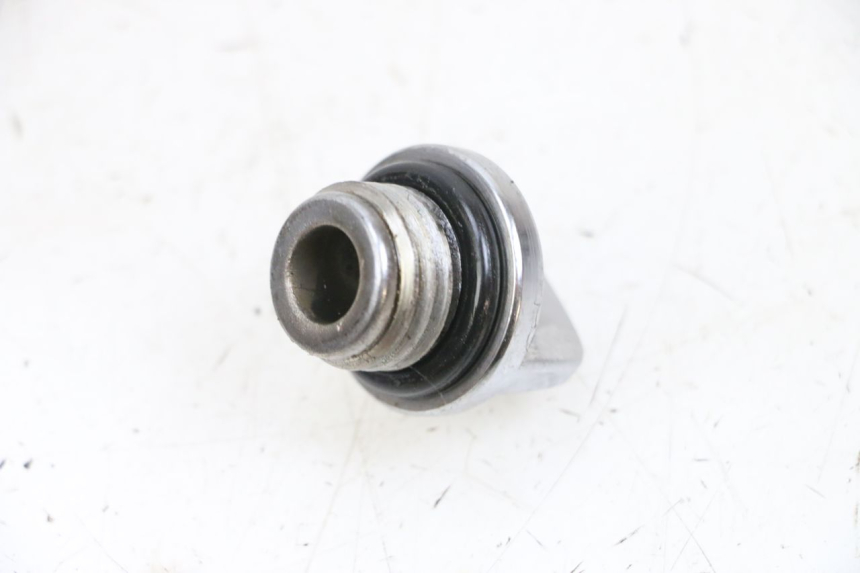 photo de MOTOR TAPA ACEITE KYMCO ZING 125 (1997 - 2003) - Zoom estado de uso
