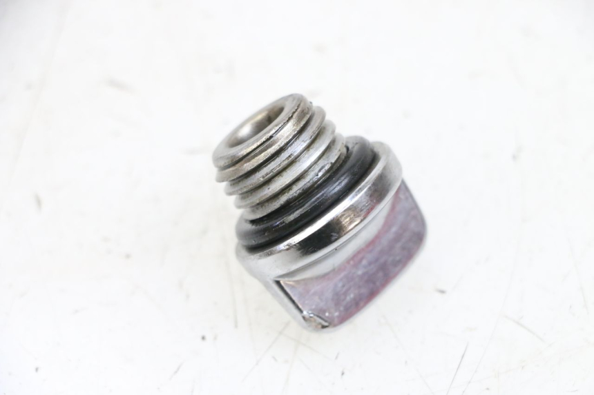 photo de MOTOR TAPA ACEITE KYMCO ZING 125 (1997 - 2003) - Otra perspectiva