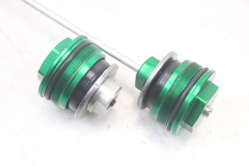 photo de TAPON DE HORQUILLA KAWASAKI VERSYS ABS 650 (2015 - 2018)