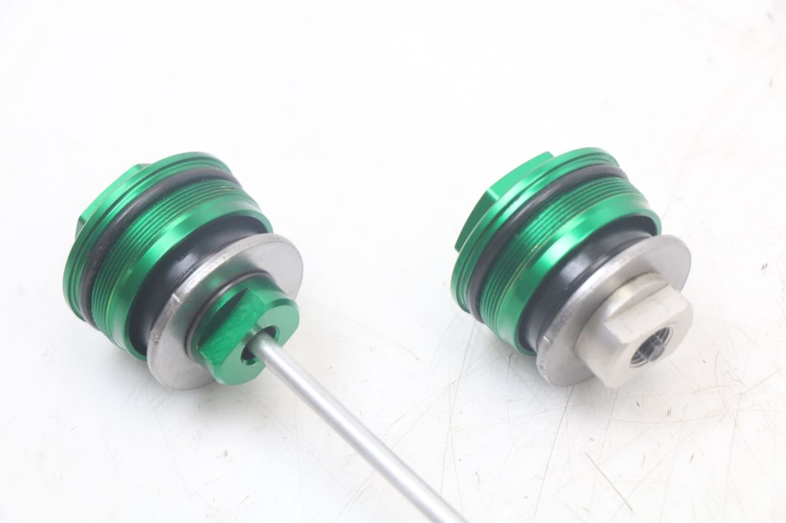 photo de TAPON DE HORQUILLA KAWASAKI VERSYS ABS 650 (2015 - 2018)