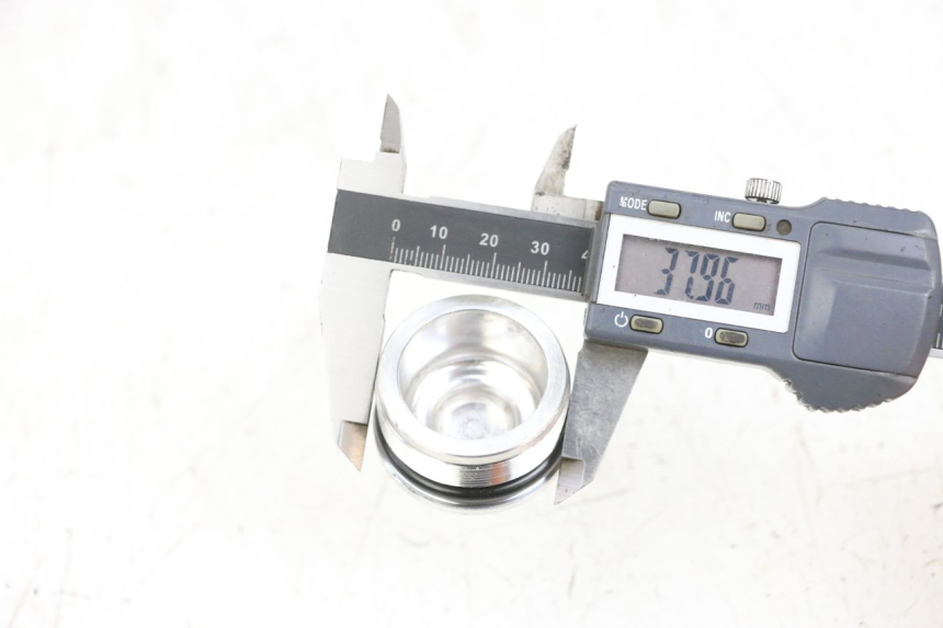 photo de TAPA HORQUILLA YAMAHA MT-07 MT07 ABS 700 (2018 - 2020) - Detalle de la pieza