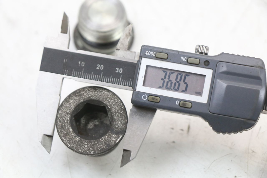 photo de TAPON DE HORQUILLA PIAGGIO X10 125 (2012 - 2017)