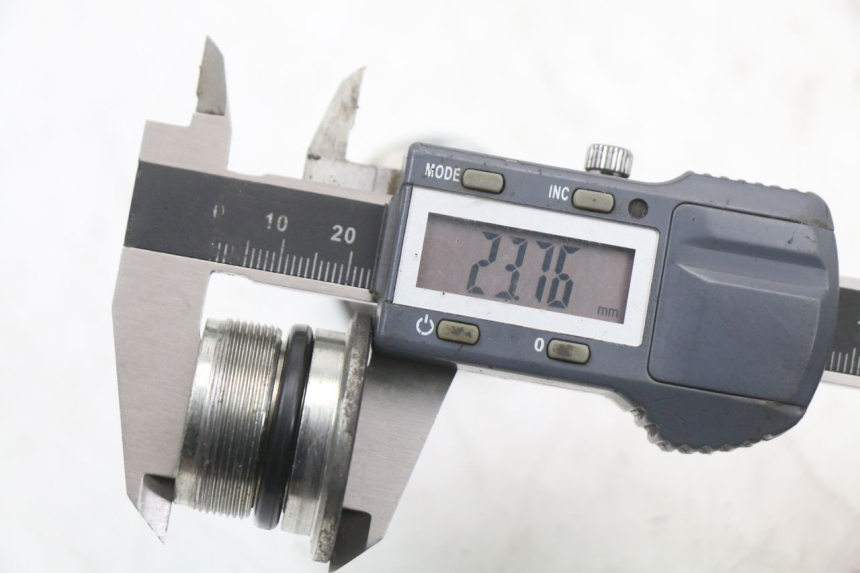 photo de TAPON DE HORQUILLA PIAGGIO X10 125 (2012 - 2017)
