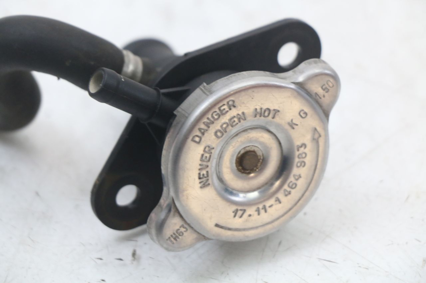 photo de TAPA DEL RADIADOR BMW C1 125 (2000 - 2003)