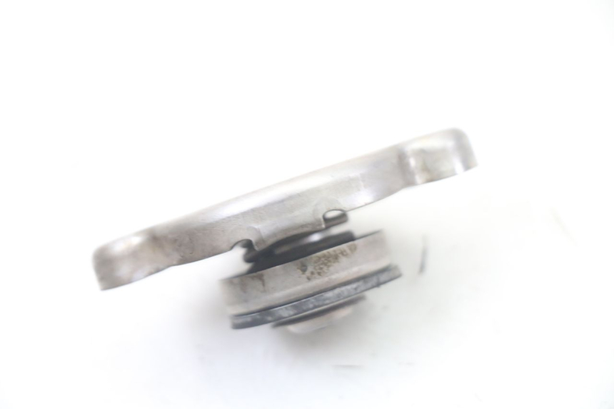 photo de TAPON RADIADOR YAMAHA FZ6 FAZER S2 600 (2007 - 2011) - Detalle de la pieza