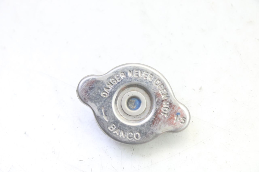 photo de TAPON RADIADOR BMW G310 R 310 (2016 - 2020)