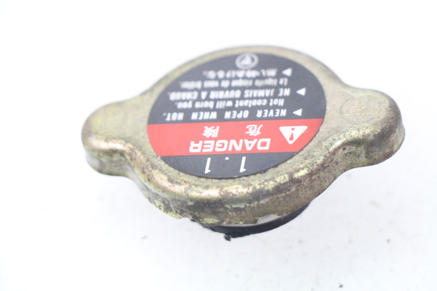 photo de TAPON RADIADOR HONDA CBR 919 RR FIREBLADE 900 (1998 - 1999)