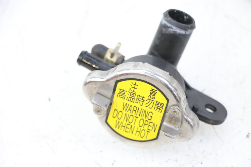 photo de TAPON RADIADOR SYM JOYMAX 125 (2010 - 2017)
