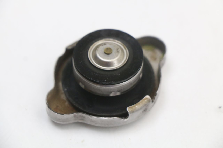 photo de TAPON RADIADOR KAWASAKI KX 85 (2001 - 2013)