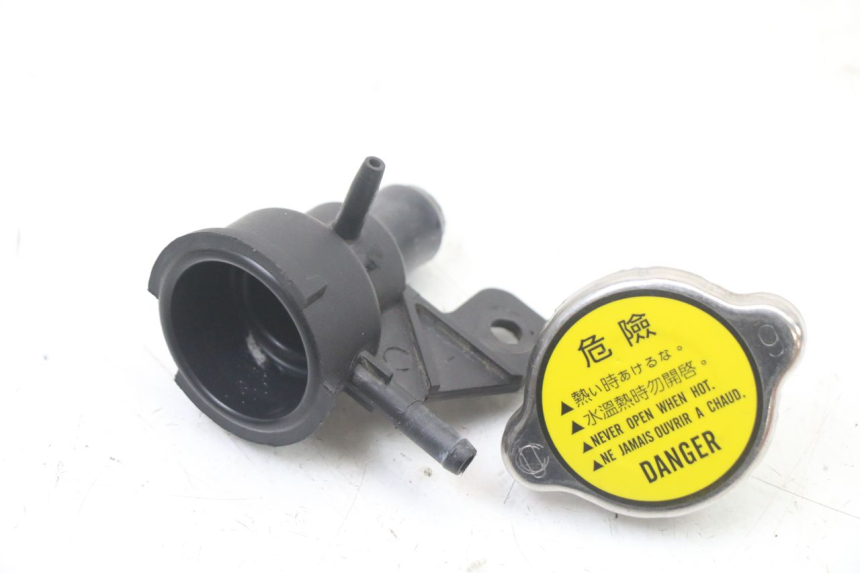 photo de TAPON RADIADOR KYMCO GRAND DINK 125 (2008 - 2014)