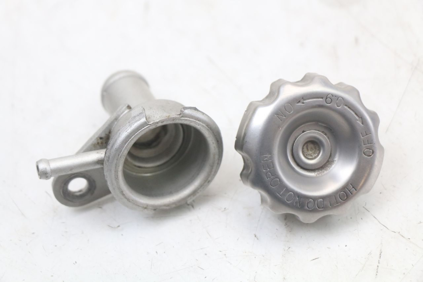 photo de TAPON RADIADOR NECO GPX LC 2T 50 (2014 - 2018)