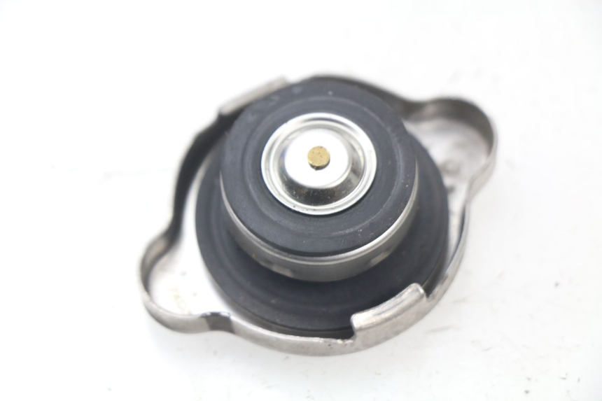 photo de TAPON RADIADOR HONDA PCX (JF57/JF64) 125 (2014 - 2018)