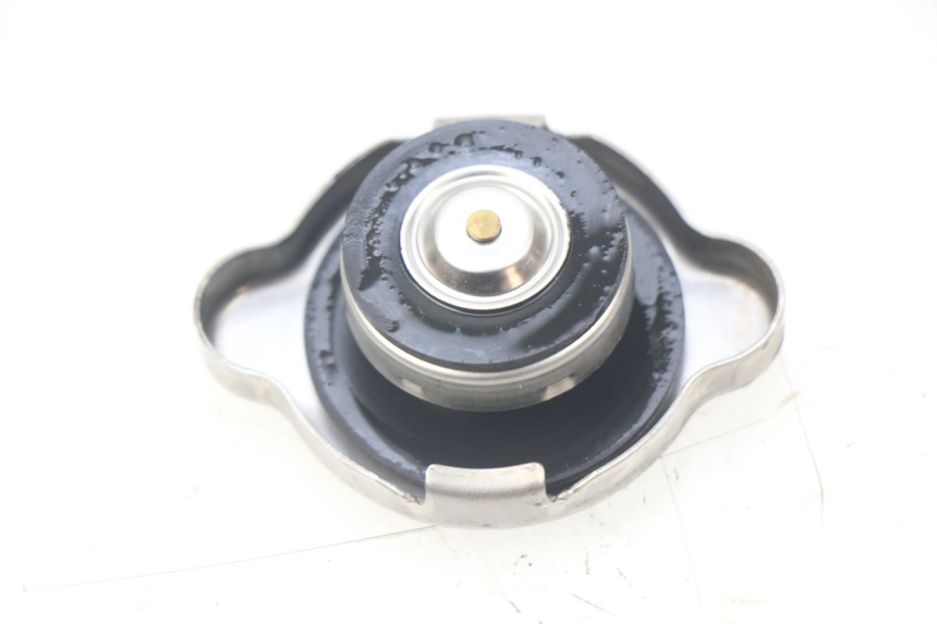 photo de TAPON RADIADOR HONDA PCX (JF57/JF64) 125 (2014 - 2018)
