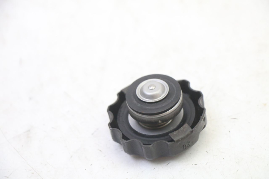 photo de TAPON RADIADOR SUZUKI SV S 650 (2003 - 2009)