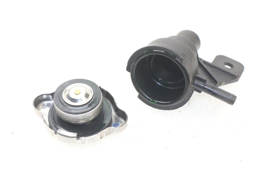 photo de TAPON RADIADOR KYMCO X-CITING XCITING 400 (2014 - 2018)
