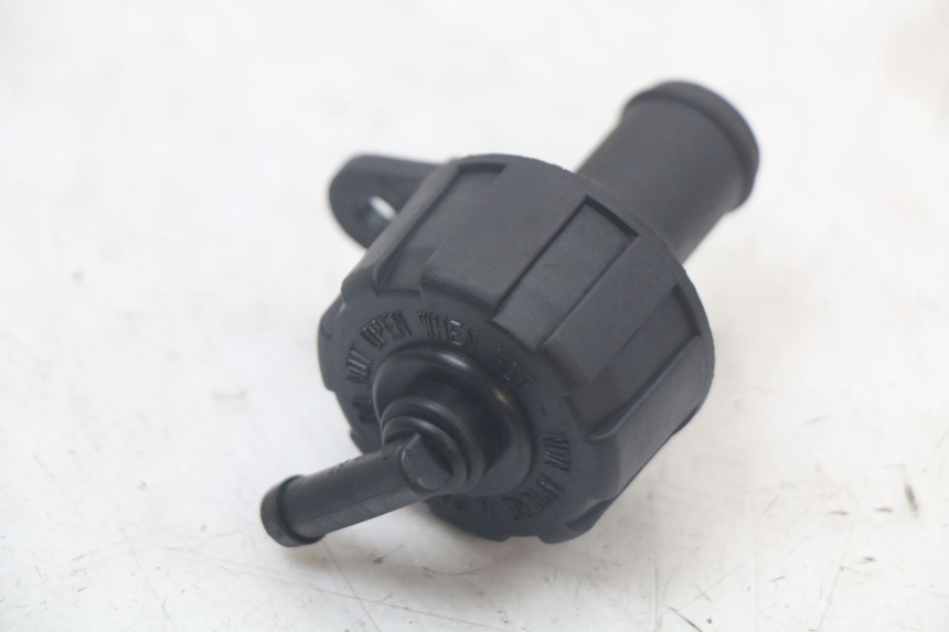 photo de TAPA DEL RADIADOR YAMAHA XMAX X-MAX 125 (2006 - 2009)