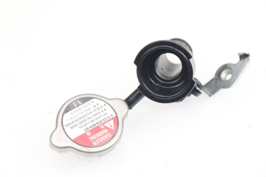 photo de TAPON RADIADOR YAMAHA YP T-MAX TMAX 530 (2017 - 2020)