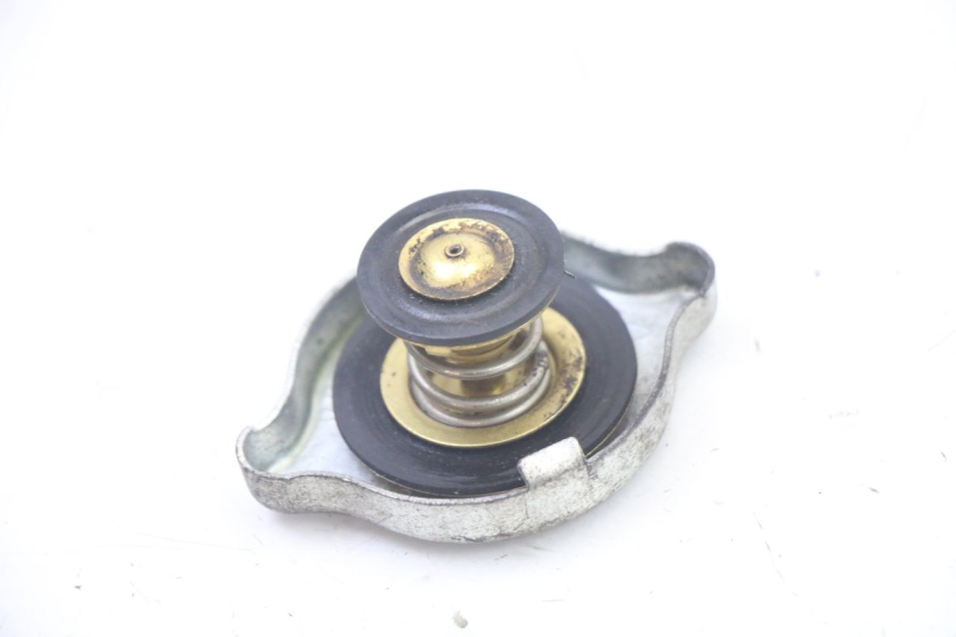 photo de TAPON RADIADOR YAMAHA YP X-MAX XMAX 400 (2014 - 2017)