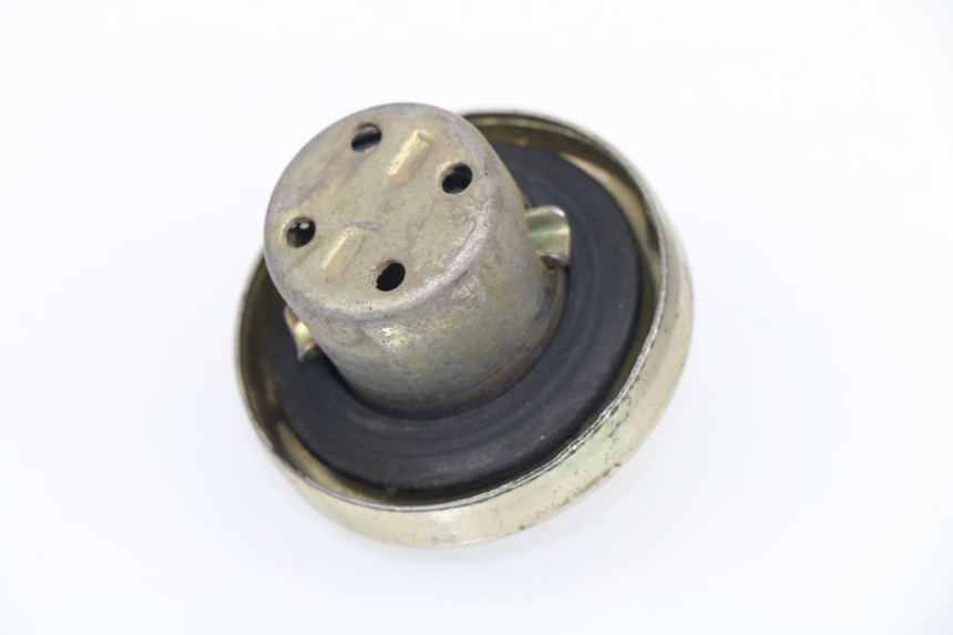 photo de TAPON DEPOSITO FUEL BAOTIAN BT SPEEDROAD 125 (2008 - 2012)