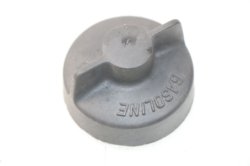 photo de TAPA DE DEPÓSITO DE COMBUSTIBLE GILERA DNA 50 (2000 - 2007)