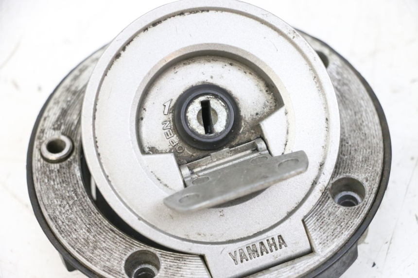 photo de TAPON DEPOSITO FUEL YAMAHA FJR ABS 1300 (2006 - 2012) - Detalle de la pieza