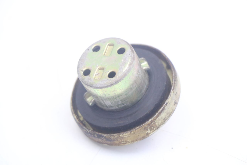 photo de TAPON DEPOSITO FUEL BAOTIAN FRESH 50 (2004 - 2012)