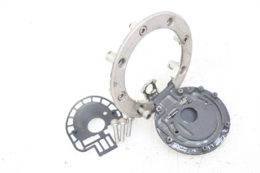 photo de TAPON DE DEPÓSITO DE GASOLINA SUZUKI GS GSE 500 (2001 - 2003)