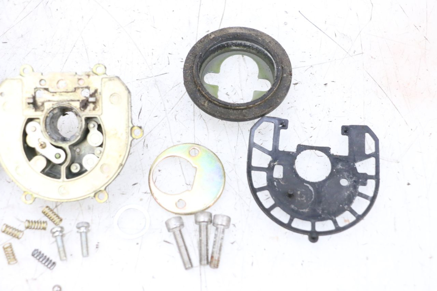 photo de TAPON DEPOSITO FUEL SUZUKI GSXR GSX-R 1000 (2003 - 2004) - Otra vista del artículo