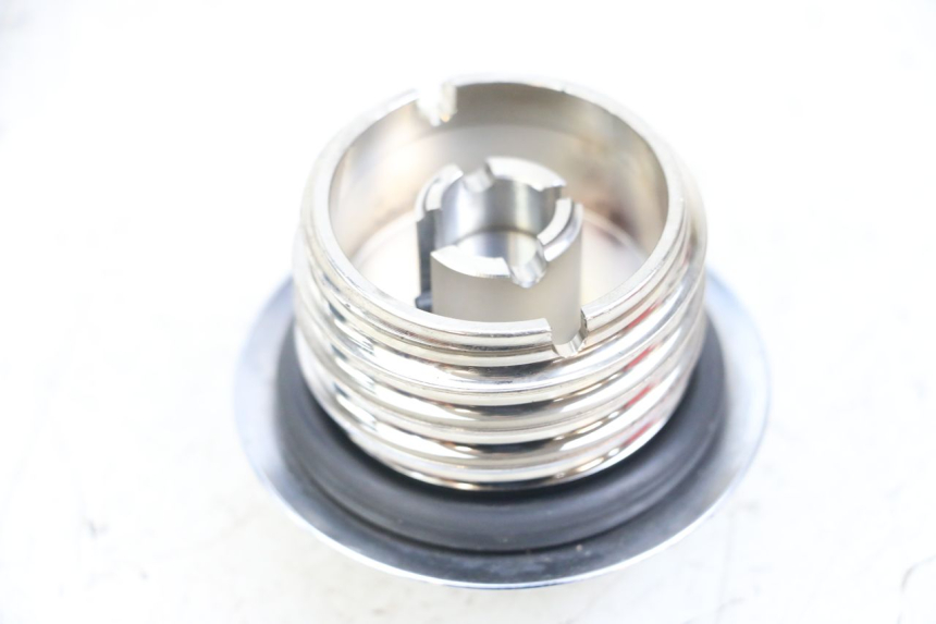 photo de TAPA DE DEPÓSITO DE COMBUSTIBLE HARLEY DAVIDSON SPORTSTER XL CUSTOM 1200 (2003 - 2004)