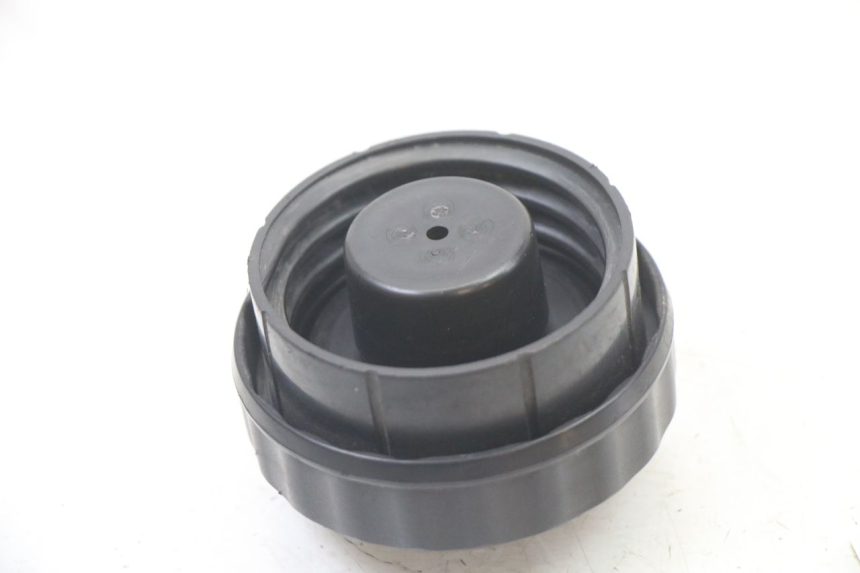 photo de TAPON DEPOSITO FUEL HONDA FES S-WING SWING ABS 125 (2007 - 2015)