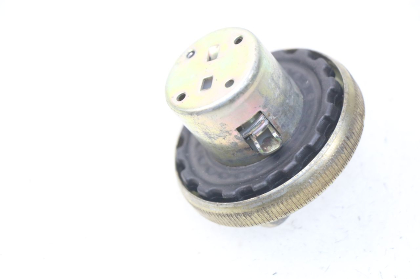 photo de TAPON DEPOSITO FUEL KEEWAY PIXEL 50 (2008 - 2011)