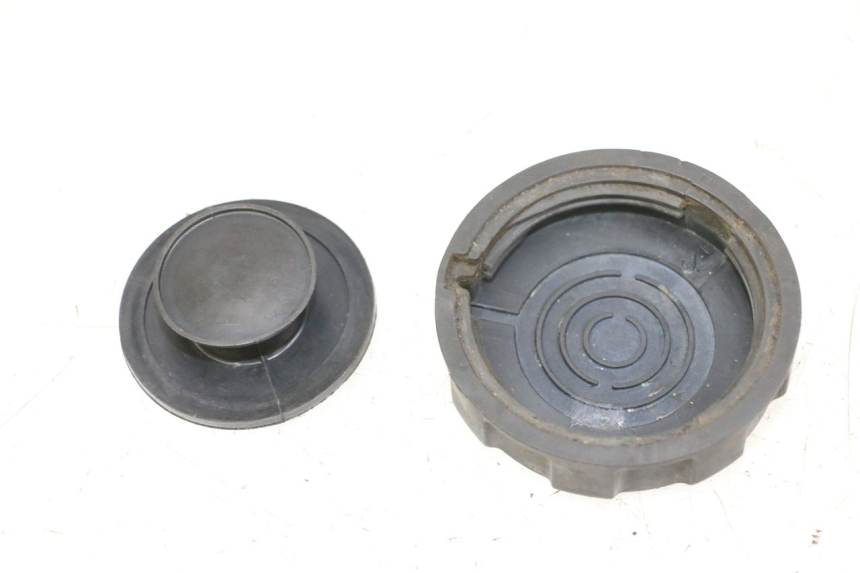 photo de TAPA DEPÓSITO DE COMBUSTIBLE PEUGEOT KISBEE 2T 50 (2010 - 2017)