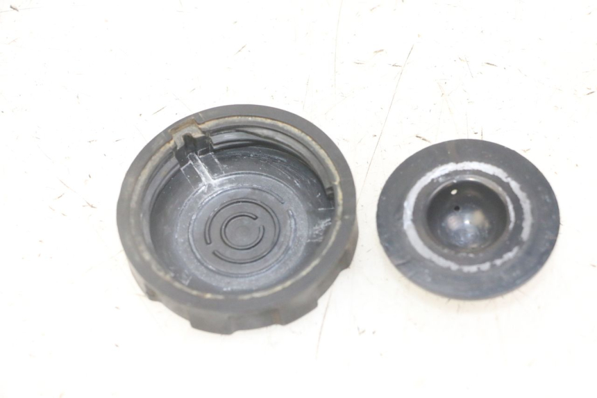 photo de TAPA DE DEPÓSITO DE COMBUSTIBLE PEUGEOT KISBEE 4T 50 (2018 - 2022)