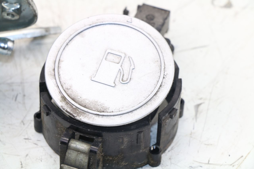 photo de TAPON DEPOSITO FUEL KYMCO GRAND DINK 125 (2008 - 2014)