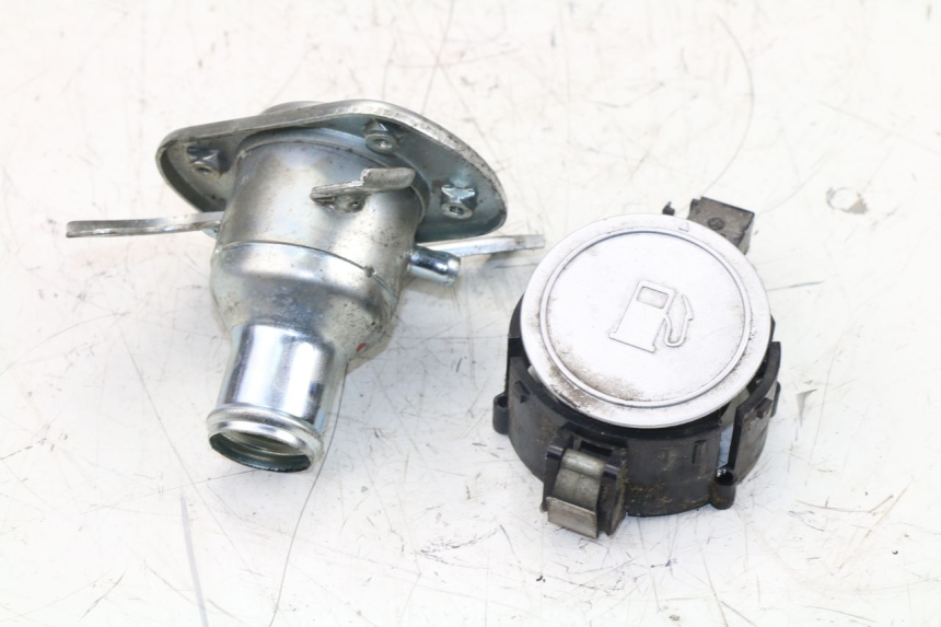 photo de TAPON DEPOSITO FUEL KYMCO GRAND DINK 125 (2008 - 2014)