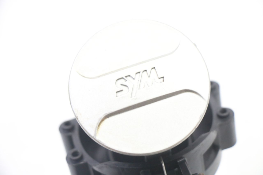 photo de TAPON DEPOSITO FUEL SYM ORBIT III 3 4T 50 (2021 - 2025)