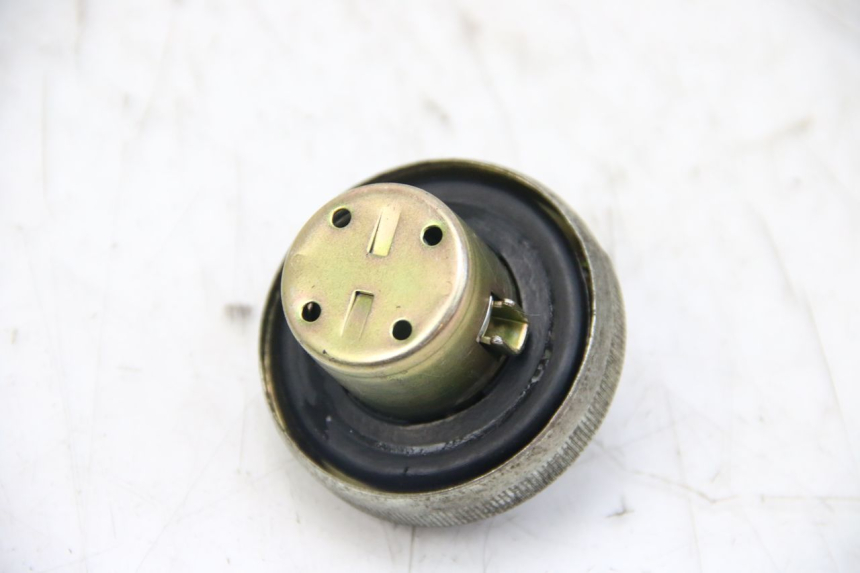 photo de TAPA DEPÓSITO DE COMBUSTIBLE HONDA PES PS I 125 (2006 - 2012)