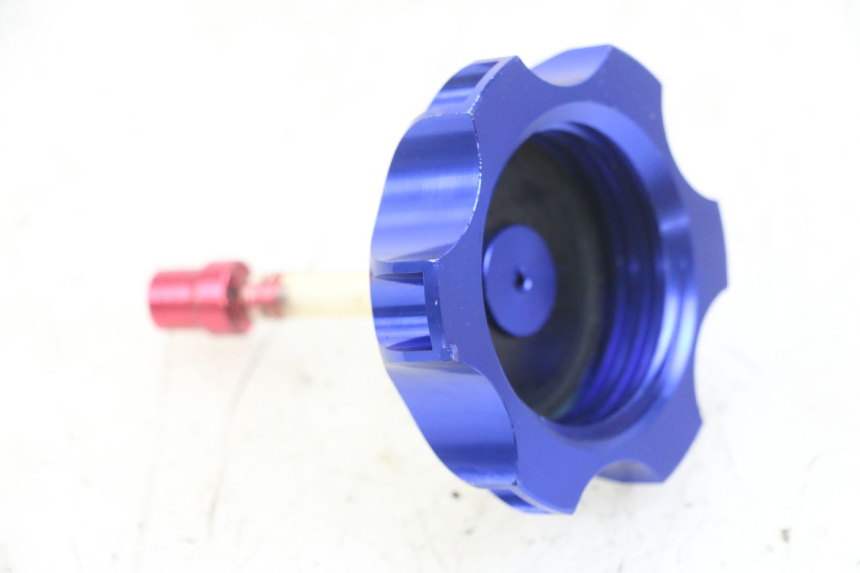 photo de TAPA DEPÓSITO DE COMBUSTIBLE APOLLO RFZ 125