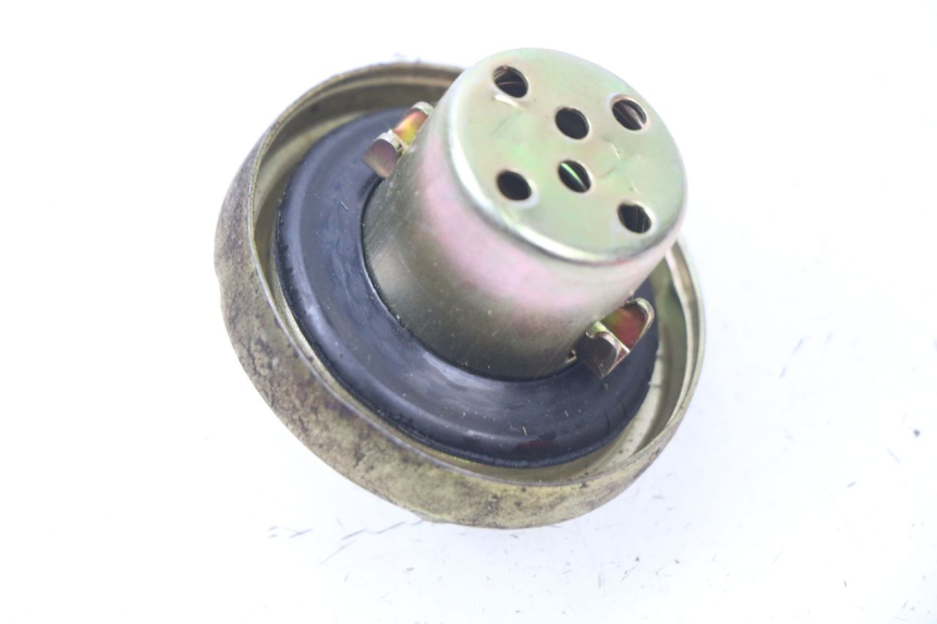 photo de TAPA DEPÓSITO DE COMBUSTIBLE JM MOTORS SANTANA 50 (2014 - 2020)