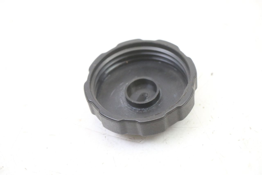 photo de TAPON DEPOSITO FUEL PEUGEOT SATELIS COMPRESSOR K15 125 (2006 - 2009)