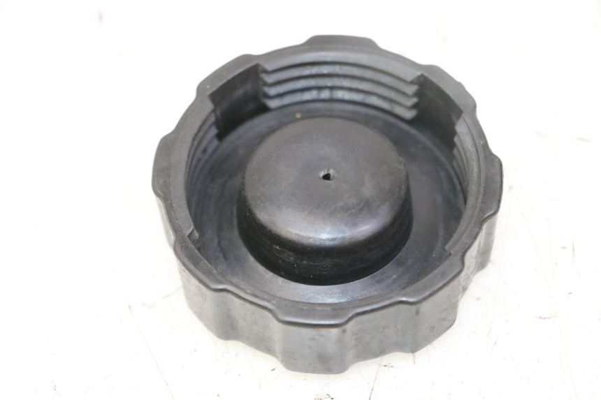 photo de TAPON DEPOSITO FUEL PEUGEOT SATELIS 125 (2013 - 2018)