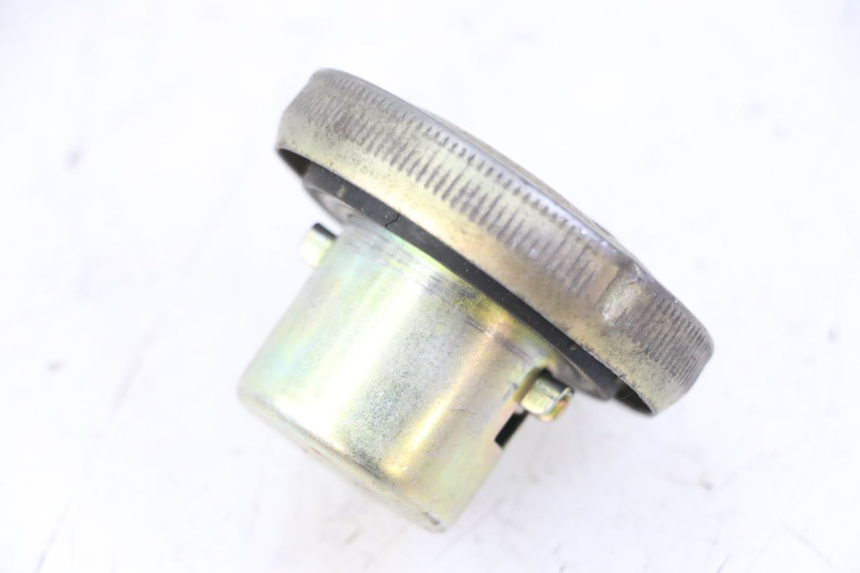 photo de TAPON DEPOSITO FUEL PEUGEOT TWEET PRO CARGO 50 (2018 - 2020) - Detalle de la pieza