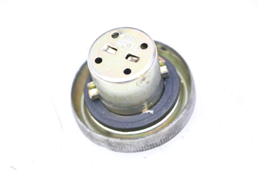 photo de TAPON DEPOSITO FUEL PEUGEOT TWEET PRO CARGO 50 (2018 - 2020)